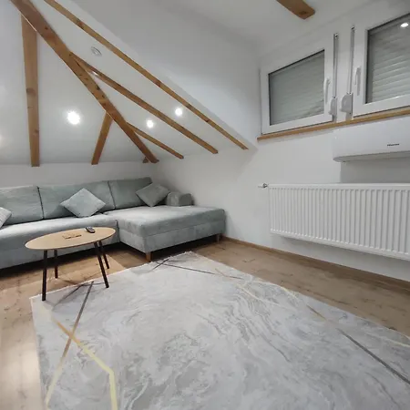 Δωμάτια σε οικογενειακή κατοικία Green Stay *